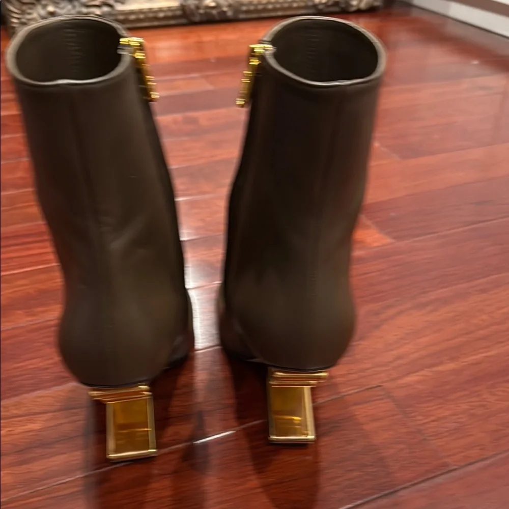 Fendi Brown and Gold Heeled Boots with Sculptural Design - Picture 7 of 11